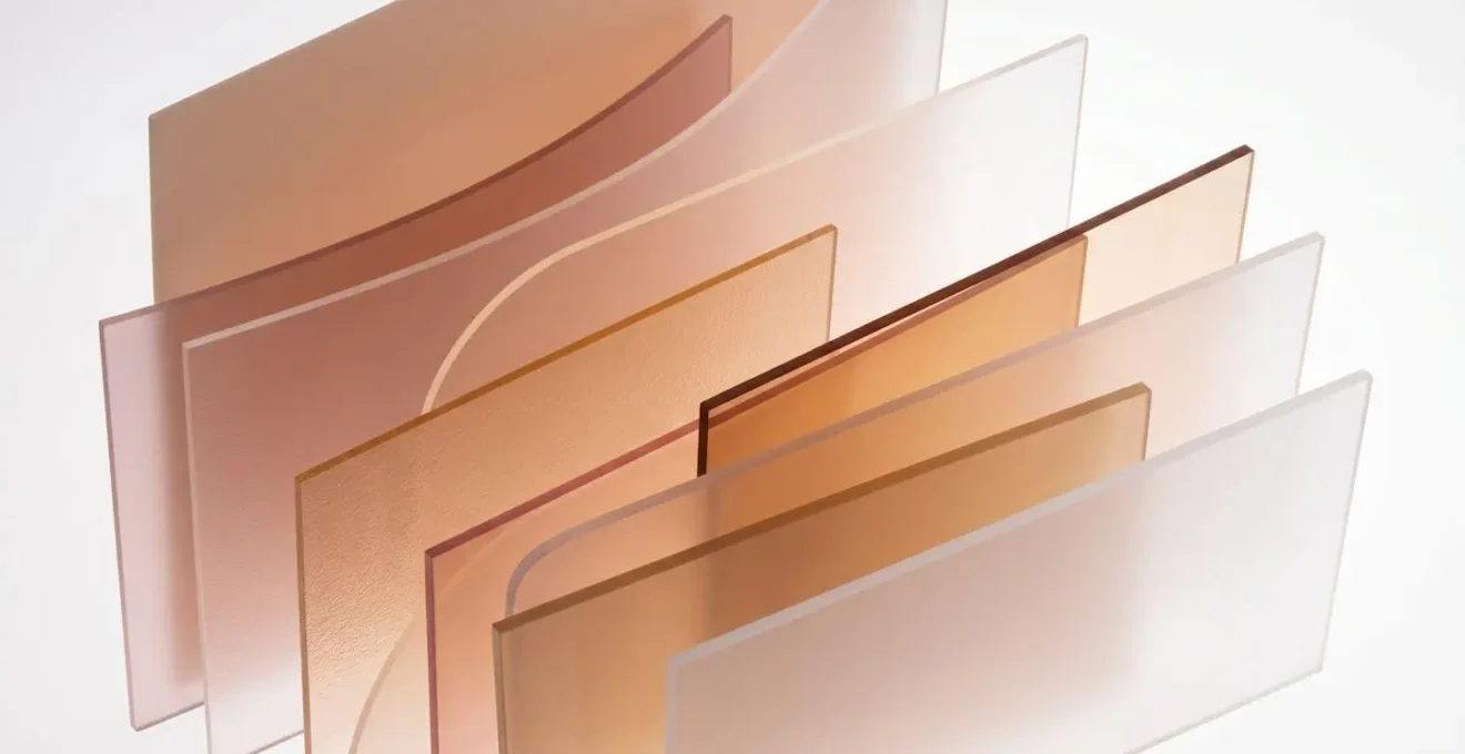 Minimalist representation of skin barrier layers showing the gradual restoration process